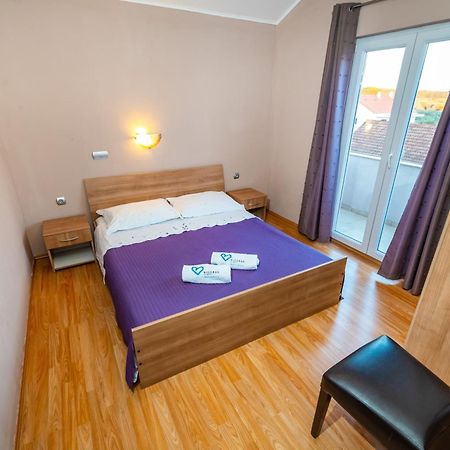 Apartment Adrian Біоград-на-Мору Екстер'єр фото