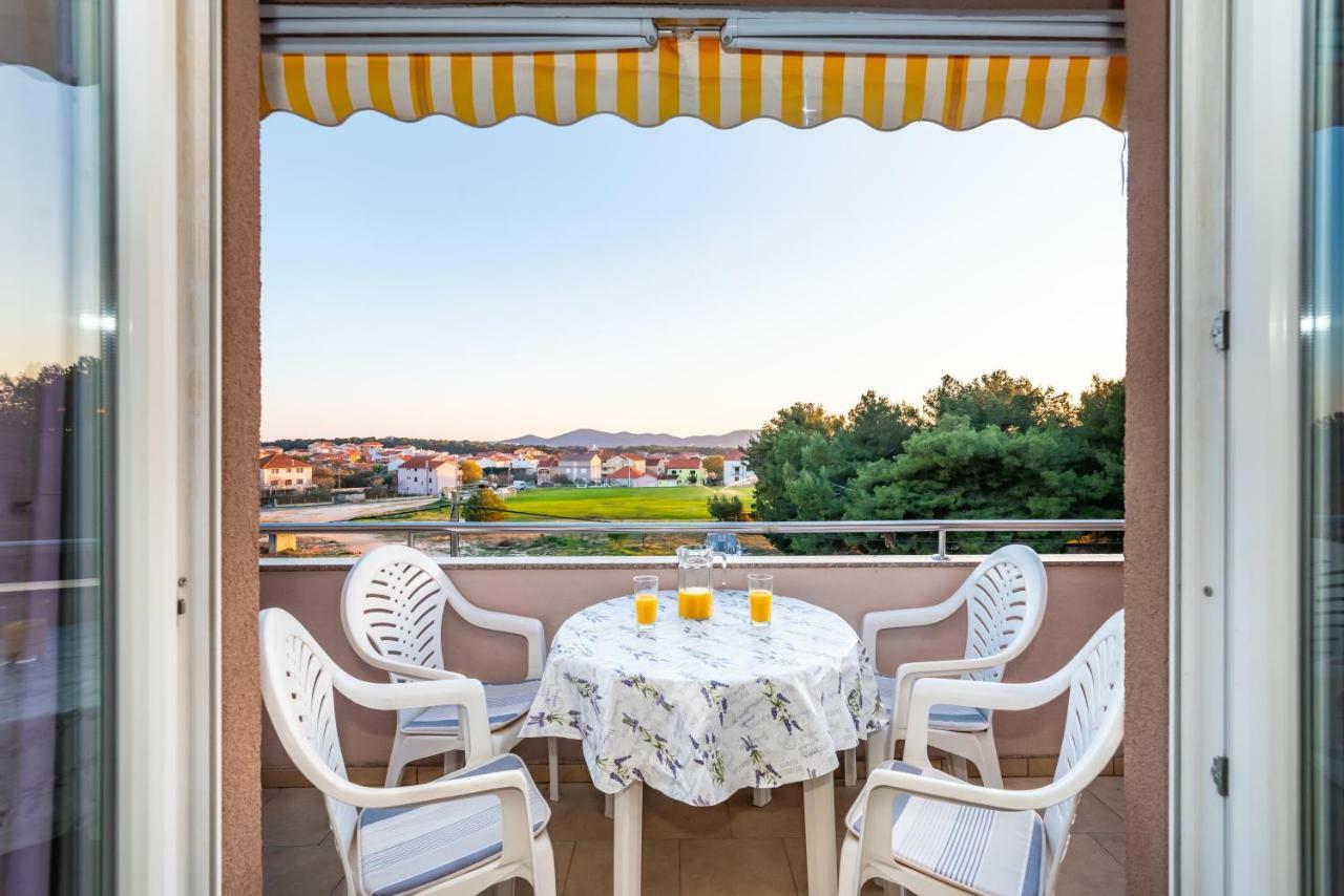Apartment Adrian Біоград-на-Мору Екстер'єр фото