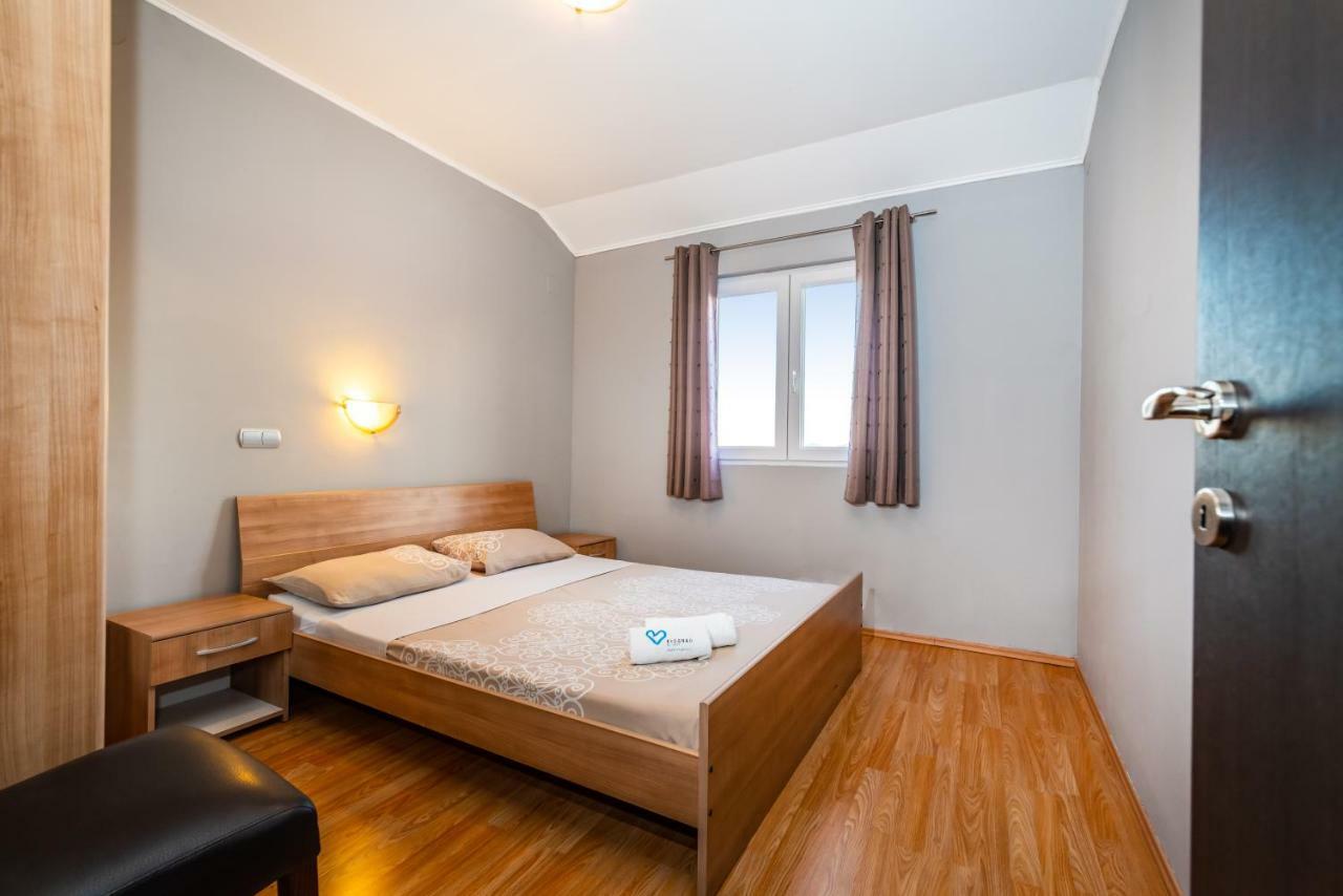 Apartment Adrian Біоград-на-Мору Екстер'єр фото